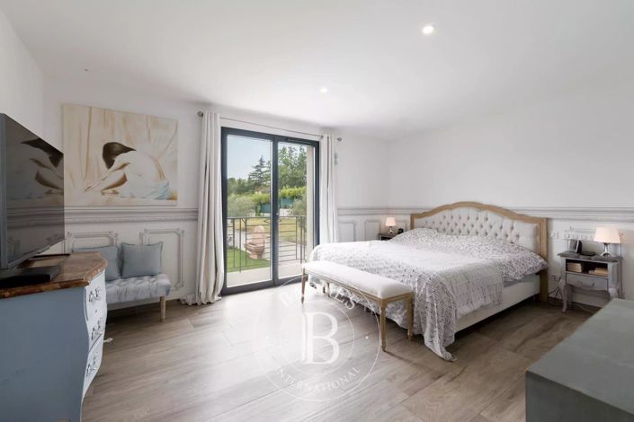 Image No.8-Maison de 4 chambres à vendre à Châteauneuf-Grasse