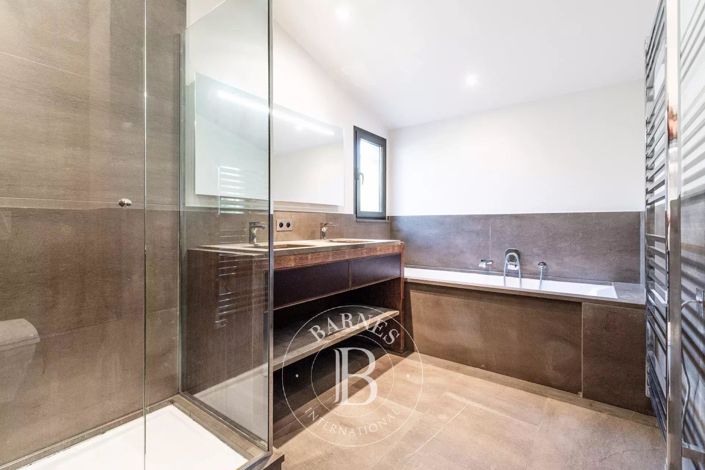 Image No.11-Maison de 4 chambres à vendre à Mougins