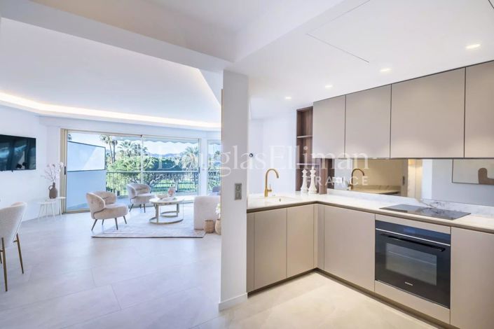 Image No.4-Appartement de 2 chambres à vendre à Cannes