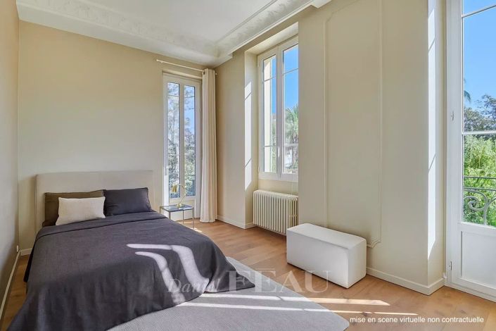 Image No.12-5 Bed House for sale