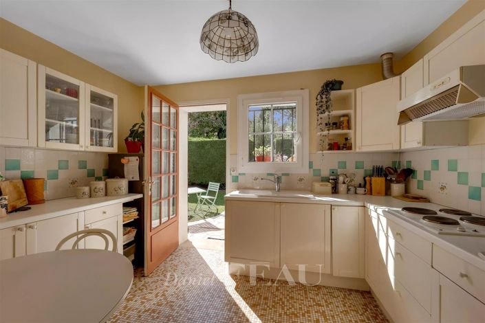 Image No.5-Maison de 4 chambres à vendre à Chambourcy