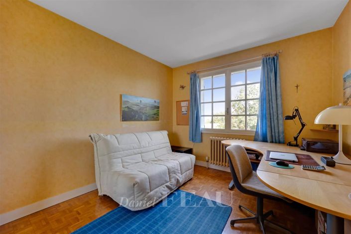 Image No.9-Maison de 4 chambres à vendre à Chambourcy