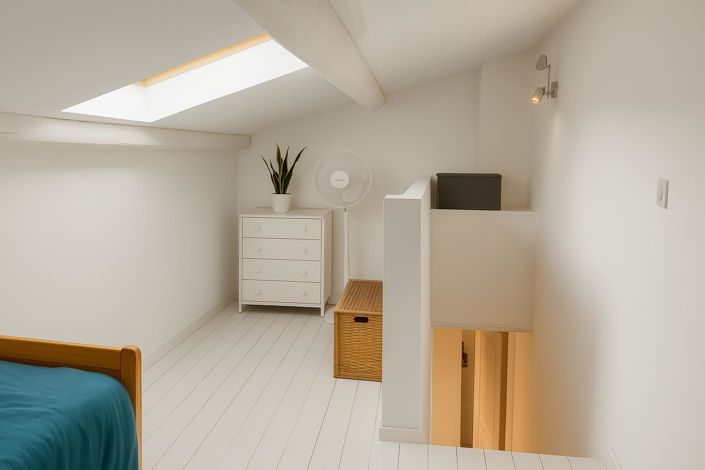 Image No.6-2 Bed House for sale