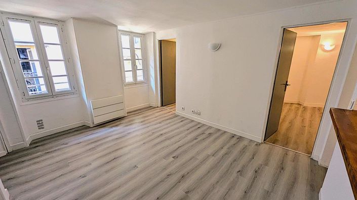 Image No.2-Propriété de 2 chambres à vendre à Nice