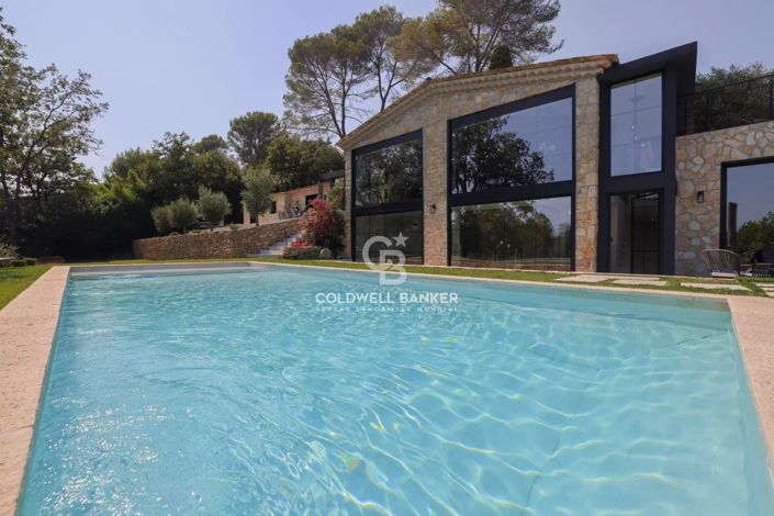 Image No.24-5 Bed House for sale