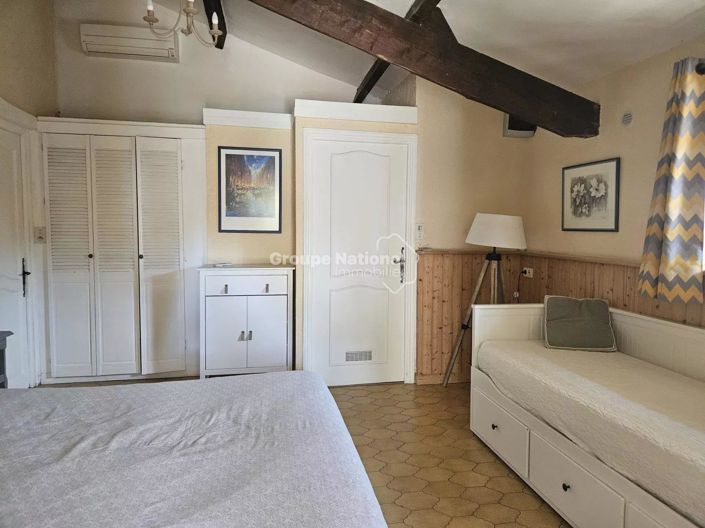 Image No.15-6 Bed House for sale