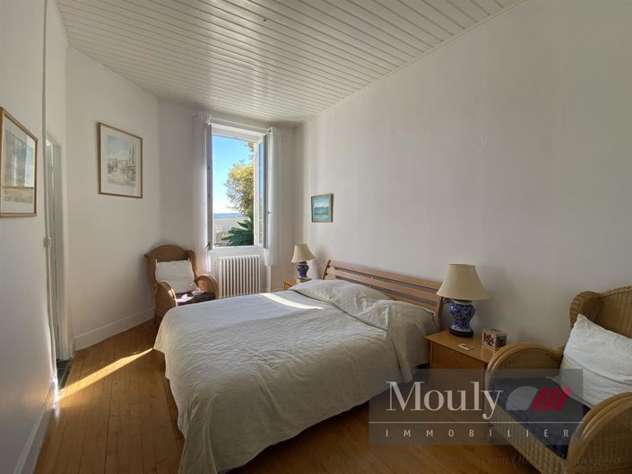 Image No.17-4 Bed House for sale