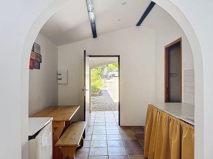 Image No.18-4 Bed House for sale