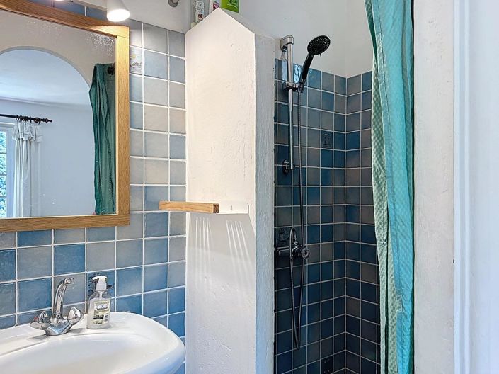 Image No.24-4 Bed House for sale