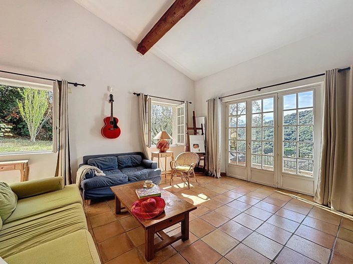 Image No.9-4 Bed House for sale