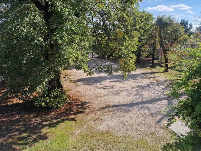 Image No.10-3 Bed House for sale