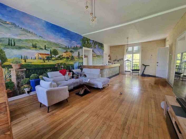 Image No.17-3 Bed House for sale