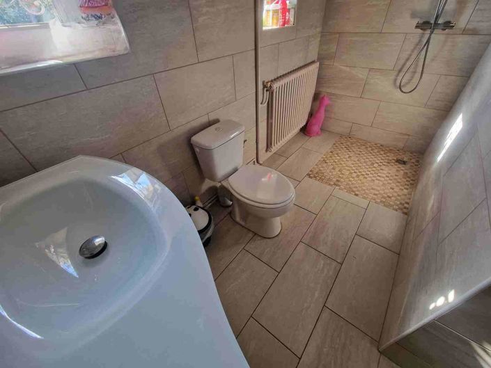 Image No.20-3 Bed House for sale