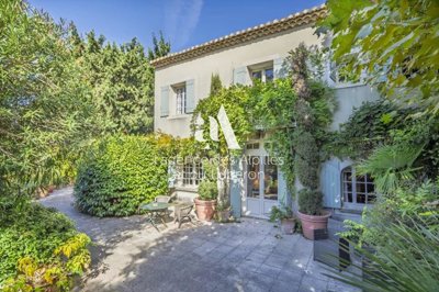1 - Saint-Remy-de-Provence, House