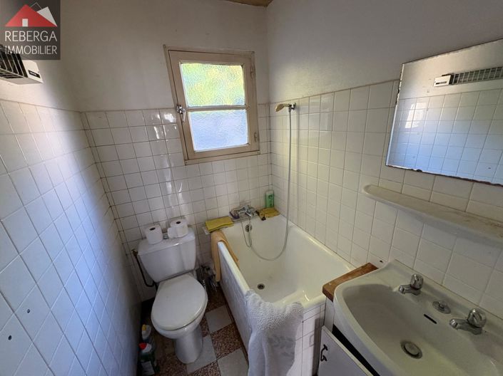 Image No.11-2 Bed House for sale