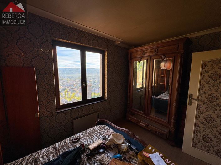 Image No.8-2 Bed House for sale