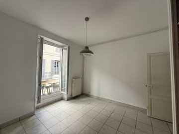 aj6ajfjan5l009ux7