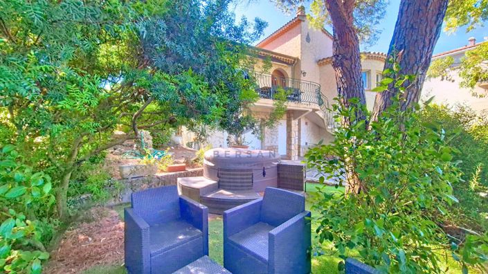 Image No.4-5 Bed House for sale