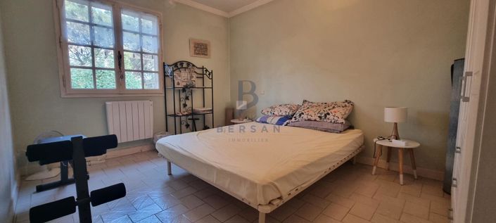 Image No.12-4 Bed House for sale