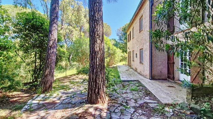 Image No.6-4 Bed House for sale