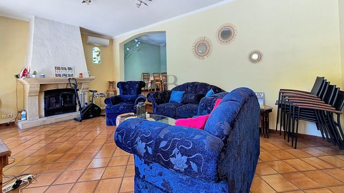 Image No.8-4 Bed House for sale