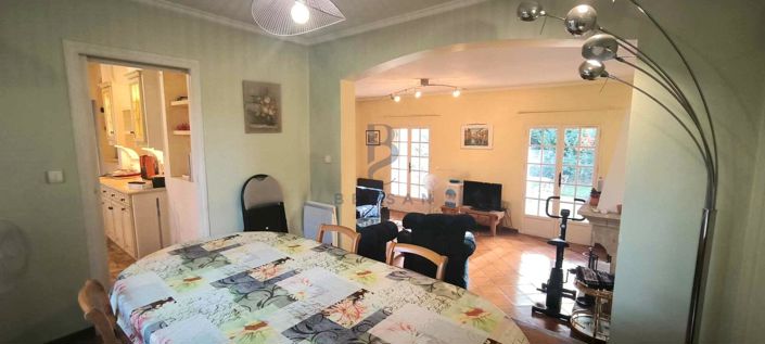 Image No.9-4 Bed House for sale