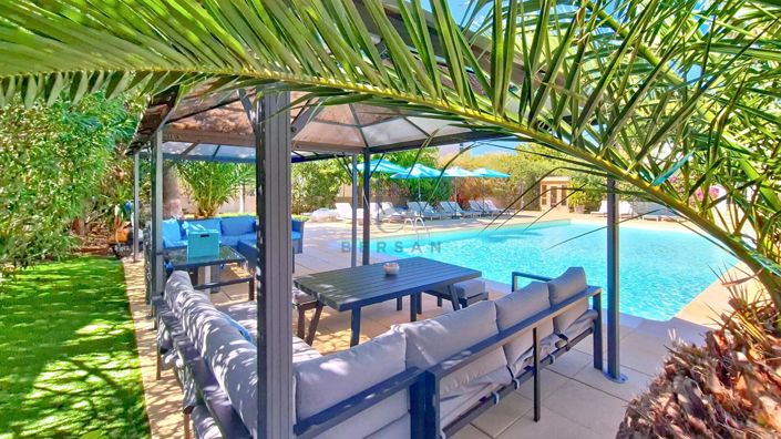 Image No.6-Maison de 12 chambres à vendre à Fréjus