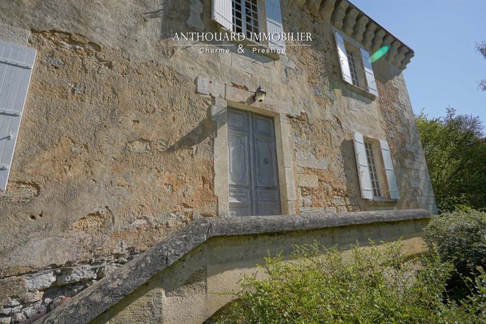 Image No.12-5 Bed House for sale