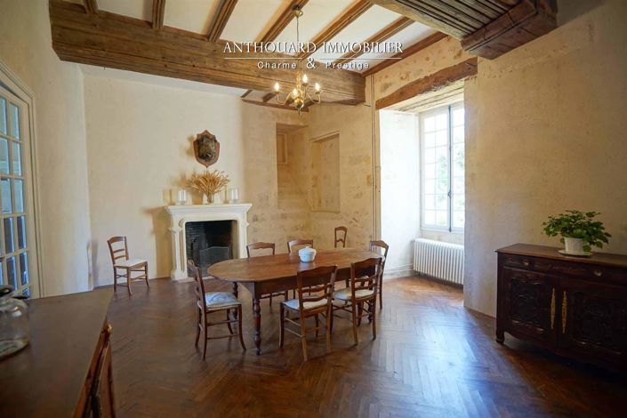 Image No.19-5 Bed House for sale