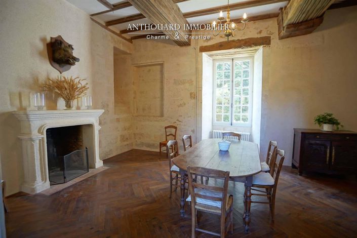 Image No.24-5 Bed House for sale