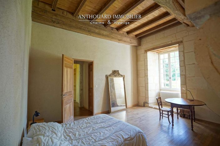 Image No.35-5 Bed House for sale