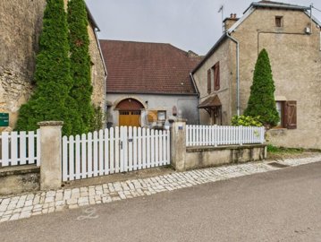 1 - Franche-Comté, House