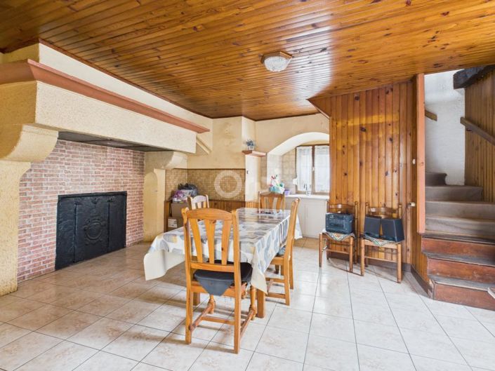 Image No.3-4 Bed House for sale