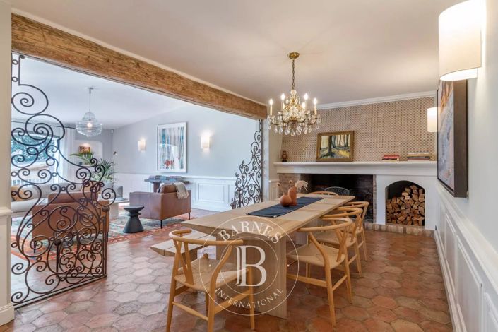 Image No.10-4 Bed House for sale