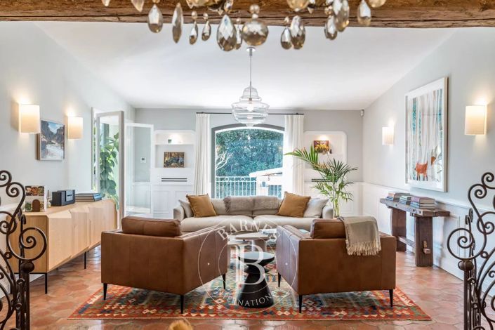 Image No.5-4 Bed House for sale