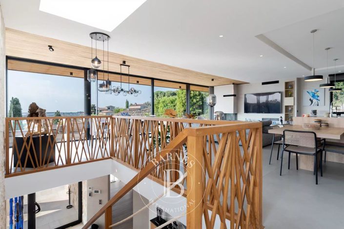 Image No.13-5 Bed House for sale