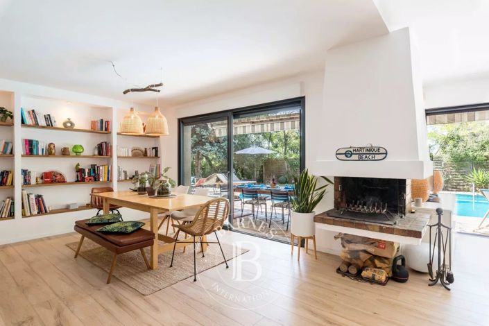 Image No.6-Maison de 4 chambres à vendre à Roquefort-les-Pins