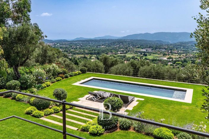 Image No.2-Maison de 5 chambres à vendre à Valbonne