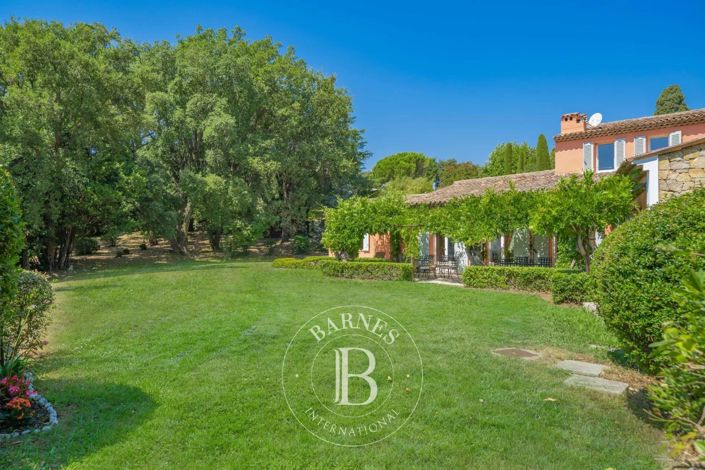 Image No.17-7 Bed House for sale