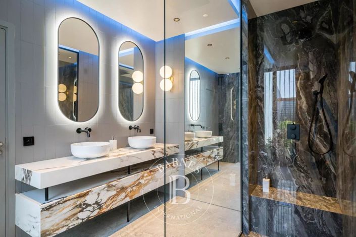 Image No.11-Maison de 4 chambres à vendre à Valbonne