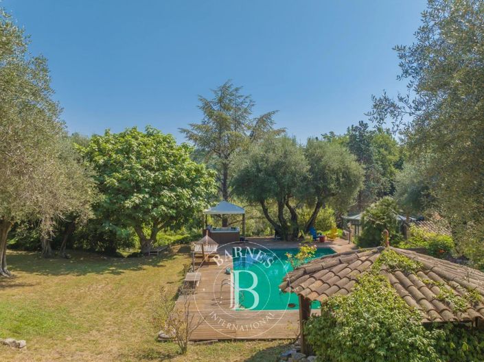 Image No.42-3 Bed House for sale