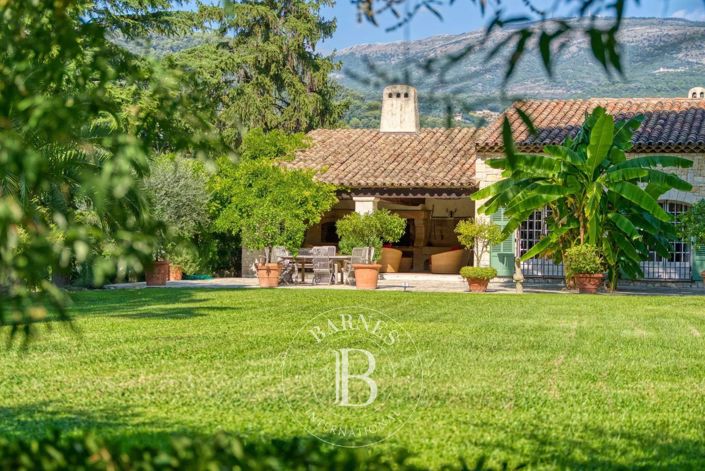 Image No.24-10 Bed House for sale