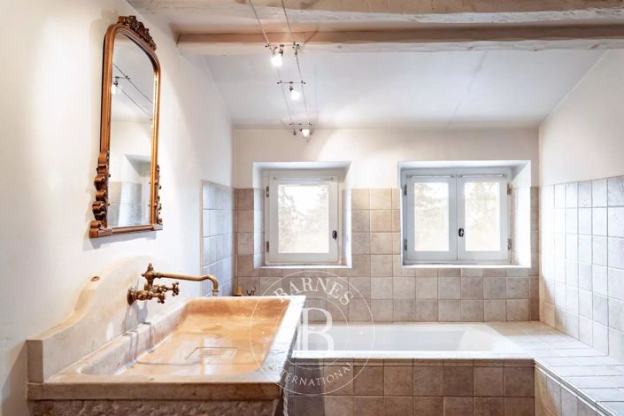 Image No.14-5 Bed House for sale