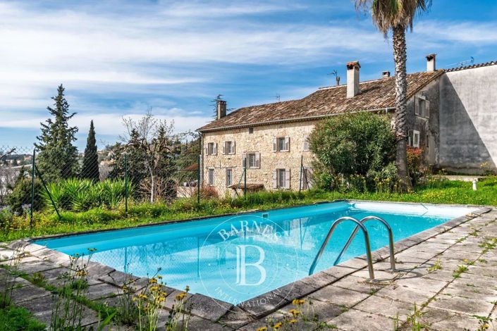 Image No.19-5 Bed House for sale