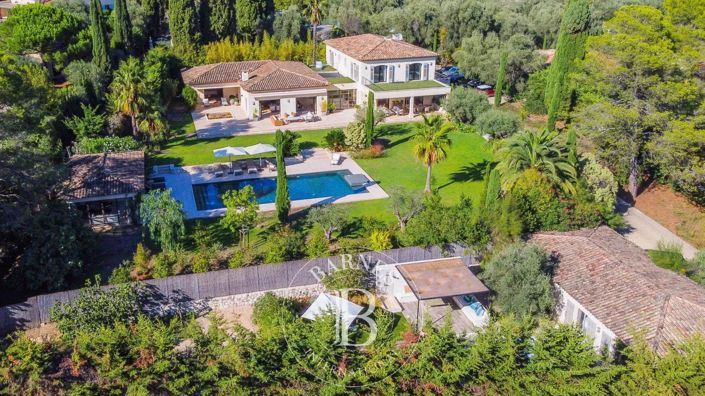 Image No.5-8 Bed House for sale