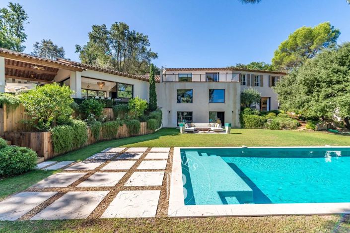 Image No.24-5 Bed House for sale