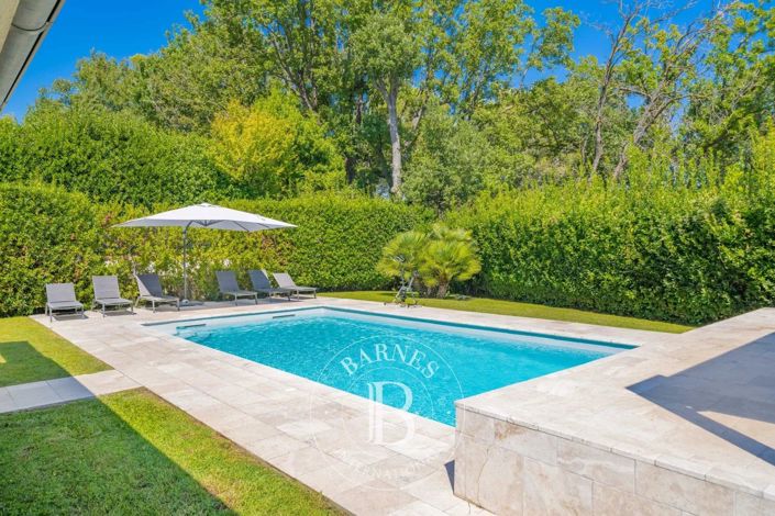 Image No.20-5 Bed House for sale