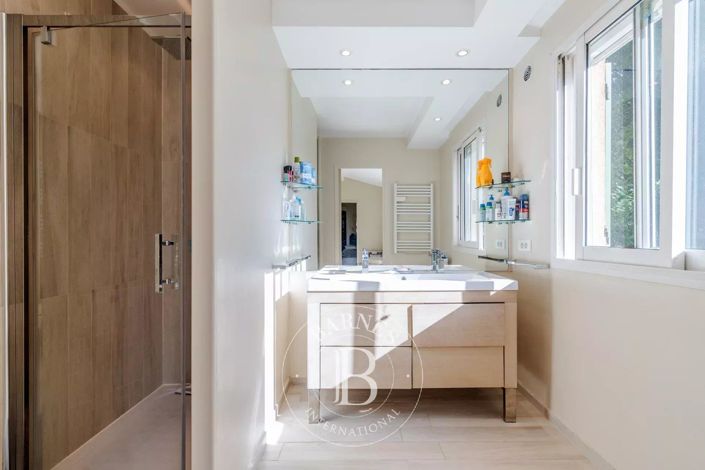 Image No.16-Maison de 4 chambres à vendre à Grasse