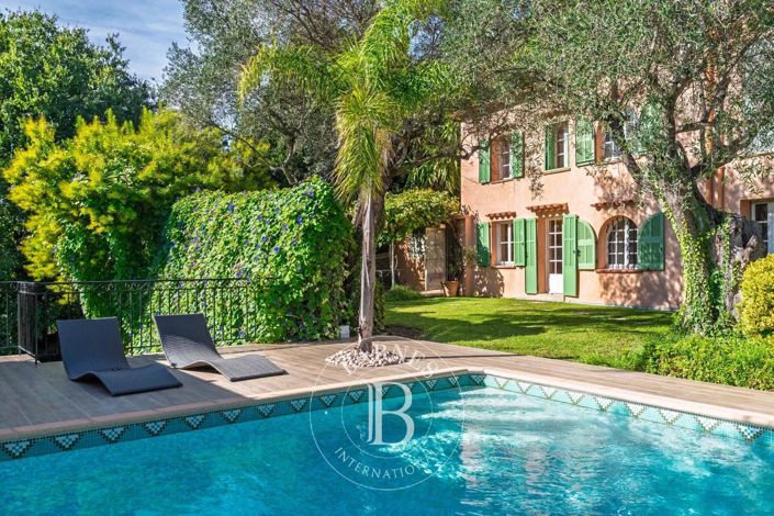 Image No.4-Maison de 4 chambres à vendre à Grasse