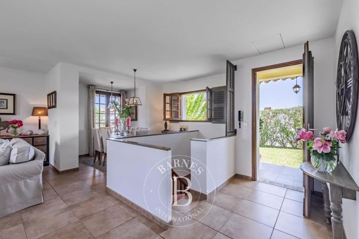 Image No.8-Maison de 4 chambres à vendre à Valbonne